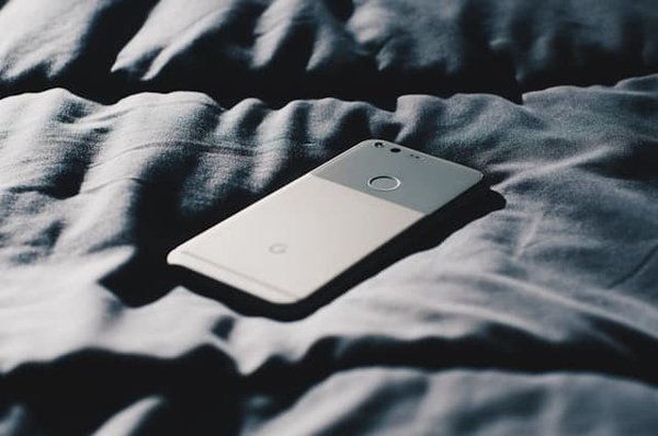 Quelle est la méthode pour configurer le contrôle gestuel sur un Google Pixel 4a?